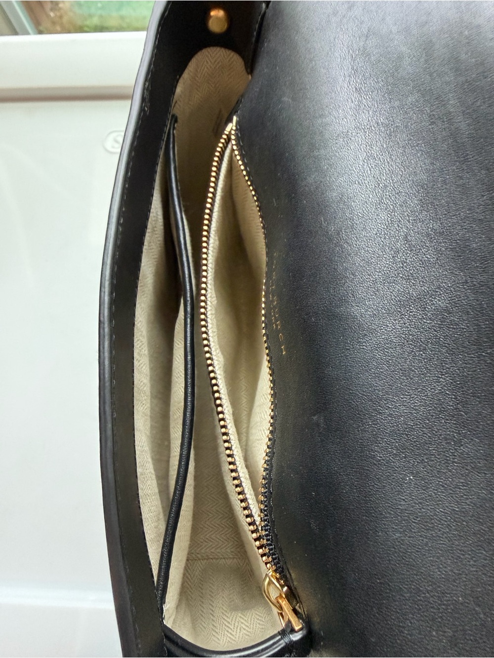 Tory Burch Black Leather Crossbody with Gold Logo Medallion - Picture 10 of 11